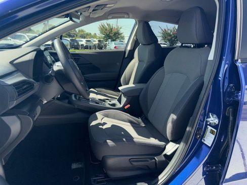 New 2025 Subaru Crosstrek 2.0i image 8