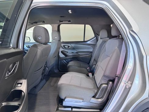 Certified 2023 Chevrolet Traverse LT AWD/4WD image 9