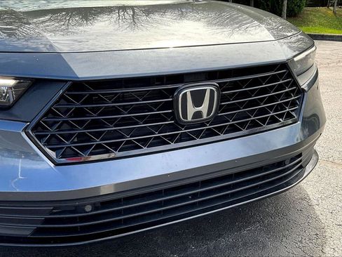 Used 2023 Honda Accord Touring image 34