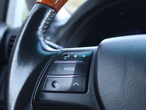 Used 2011 Lexus RX 450h AWD image 26