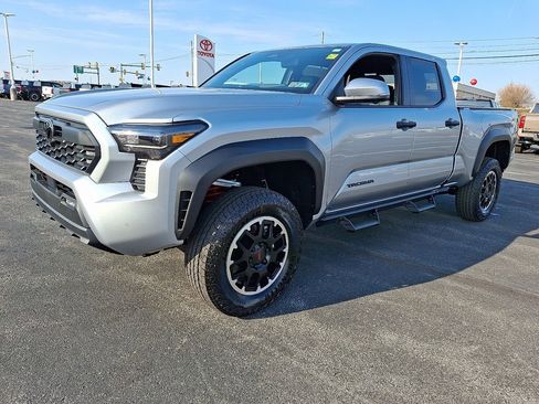 New 2026 Toyota Tacoma TRD Off-Road AWD/4WD image 3