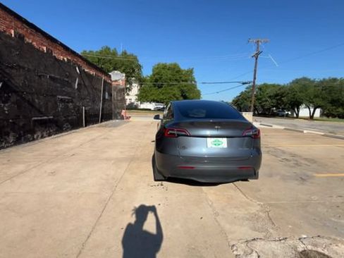 Used 2023 Tesla Model Y Long Range AWD/4WD image 7