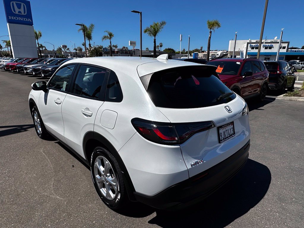 Used 2024 Honda HR-V LX image 6