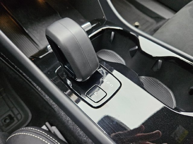 Certified 2023 Volvo XC40 Recharge Ultimate w/ Protection Package Premier AWD/4WD image 28