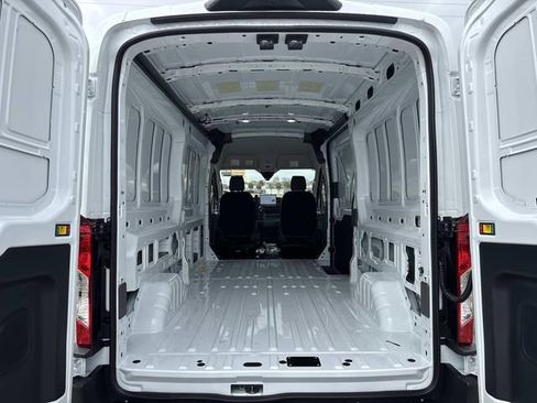New 2026 Ford Transit 250 148 Medium Roof RWD image 11