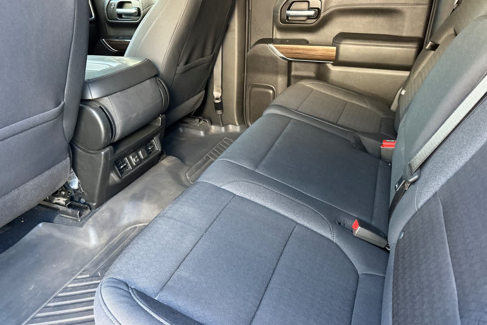 Used 2020 Chevrolet Silverado 1500 RST w/ All-Star Edition RWD image 5