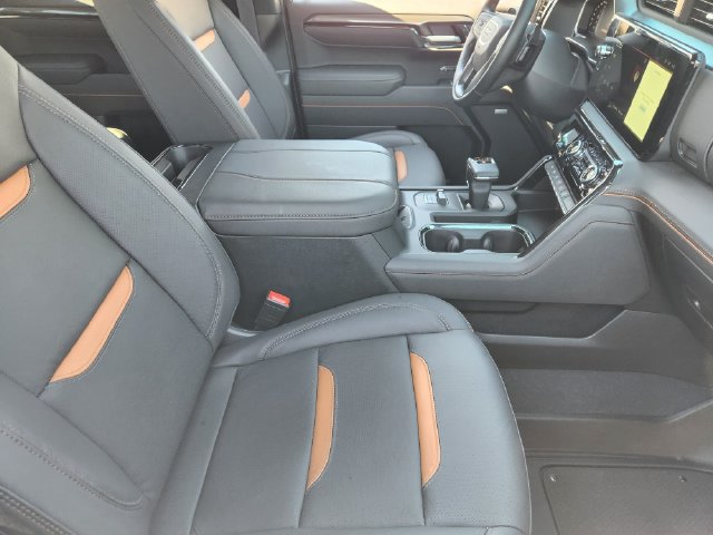 Used 2026 GMC Sierra 1500 AT4 w/ AT4 Premium Package AWD/4WD image 14