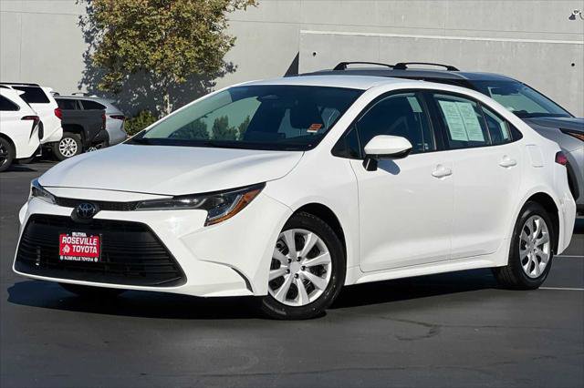 Certified 2023 Toyota Corolla LE FWD image 1