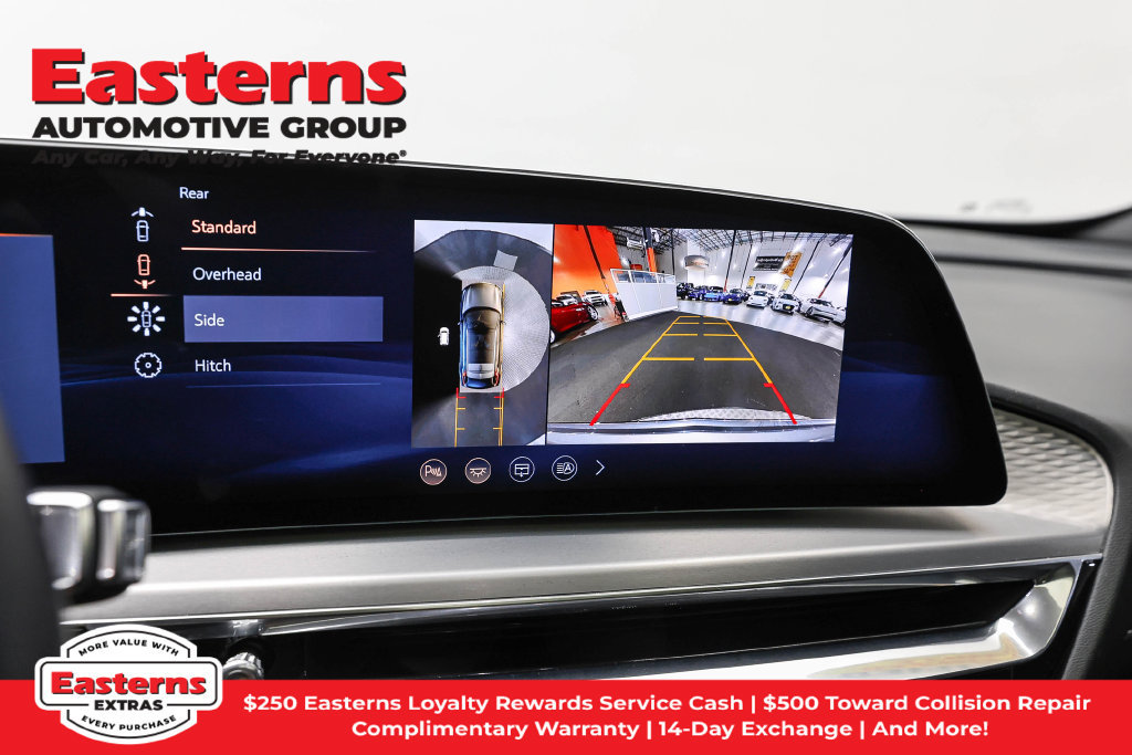 Used 2024 Cadillac Lyriq Luxury AWD/4WD image 21