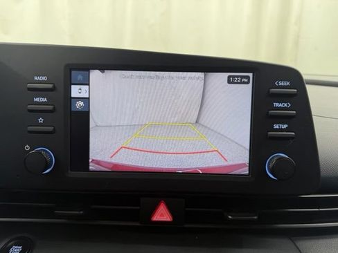 Used 2025 Hyundai Elantra Sport FWD image 27
