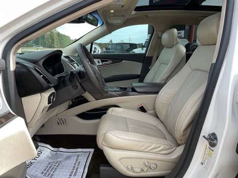 Used 2016 Lincoln MKX Reserve w/ Luxury Package image 20