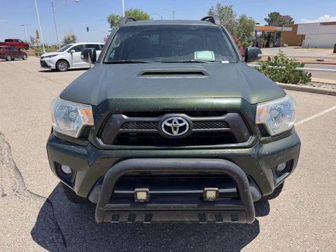 Used 2012 Toyota Tacoma 4x4 Double Cab w/ TRD Sport Pkg image 8
