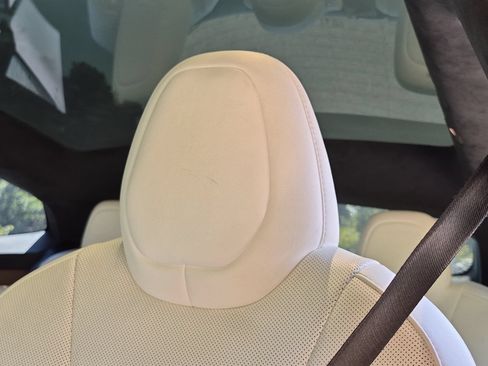 Used 2022 Tesla Model S AWD/4WD image 6
