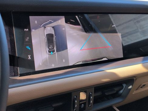 New 2026 Porsche Cayenne Coupe image 13