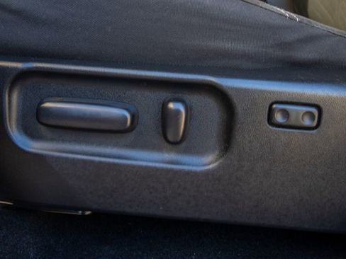 Used 2022 Toyota Tacoma TRD Off-Road image 14