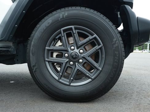 Used 2024 Jeep Wrangler Unlimited Sport AWD/4WD image 5
