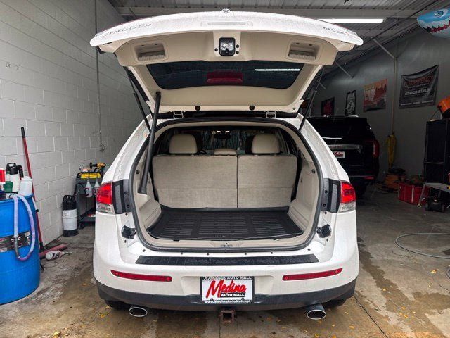 Used 2015 Lincoln MKX FWD w/ Equipment Group 102A image 20