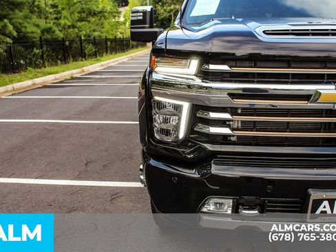 Used 2022 Chevrolet Silverado 3500 High Country image 12