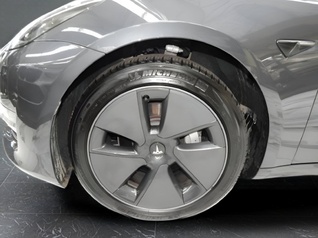 Used 2023 Tesla Model 3 Long Range AWD/4WD image 33