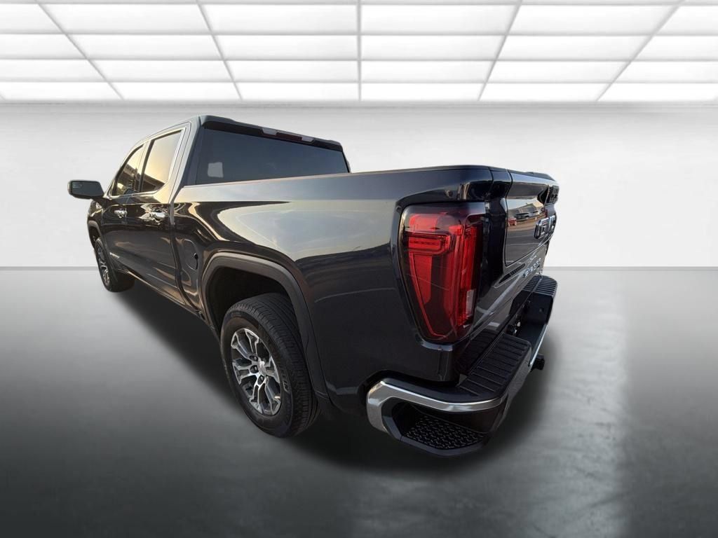 Used 2025 GMC Sierra 1500 SLT AWD/4WD image 4