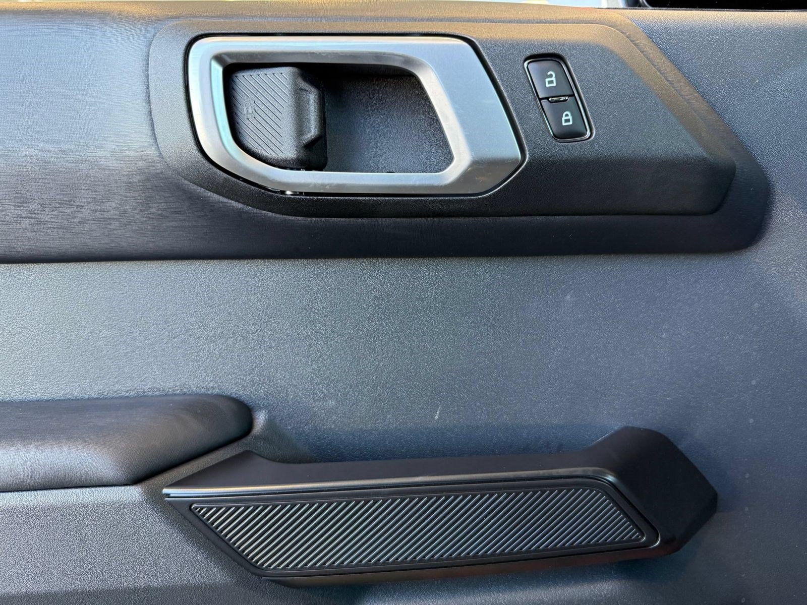 New 2026 Ford Bronco Raptor w/ Interior Carbon Fiber Pack AWD/4WD image 14