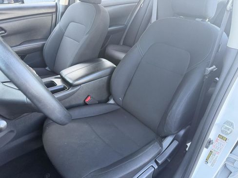 Used 2024 Nissan Sentra S FWD image 16