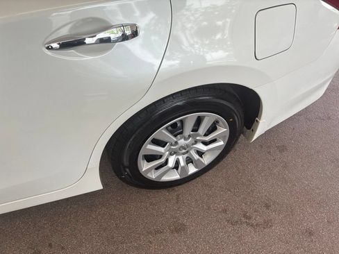 Used 2016 Nissan Altima 2.5 S w/ Power Driver Seat Package FWD image 5