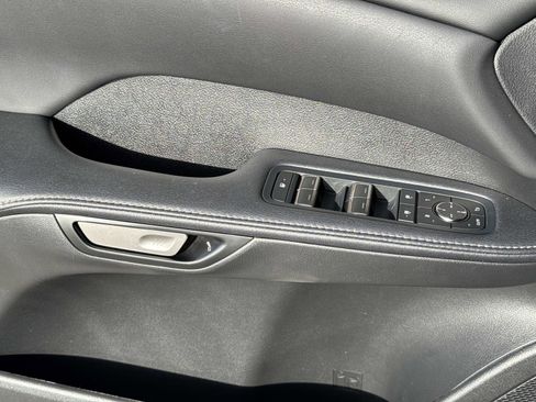 Certified 2025 Lexus RX 350 FWD image 19