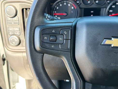 Used 2024 Chevrolet Silverado 2500 Custom w/ Custom Value Package image 38