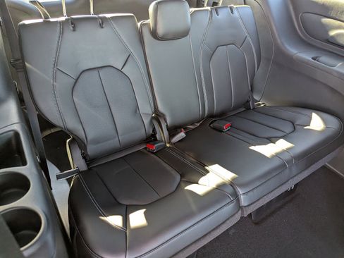 New 2026 Chrysler Voyager LX image 10