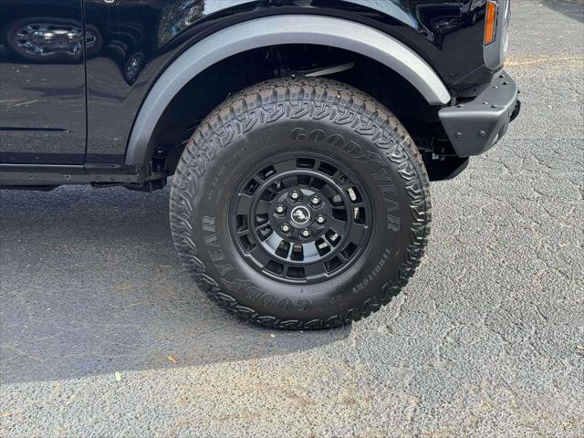 Used 2026 Ford Bronco Badlands AWD/4WD image 9