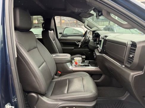 Used 2022 Chevrolet Silverado 1500 LTZ w/ LTZ Convenience Package II image 11