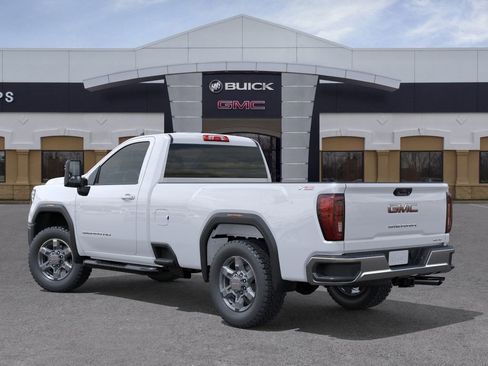 New 2026 GMC Sierra 2500 SLE image 3