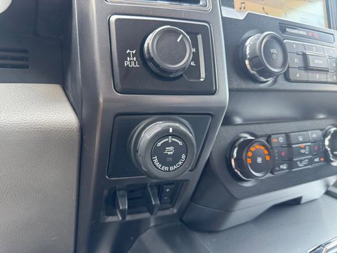 Certified 2019 Ford F150 XLT w/ Equipment Group 302A Luxury AWD/4WD image 23