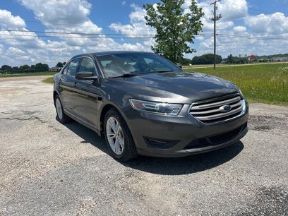 Used 2016 Ford Taurus SEL