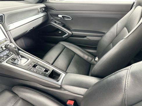 Used 2015 Porsche 911 Targa 4S image 30