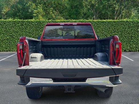 Used 2026 GMC Sierra 2500 SLT w/ SLT Premium Package image 4