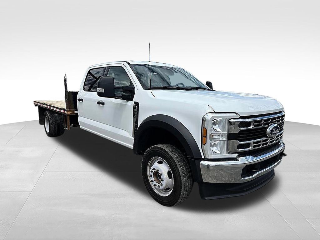 Used 2024 Ford F550 4x4 Crew Cab Super Duty image 3