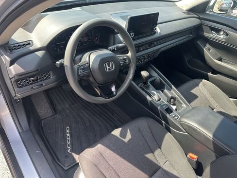 Used 2023 Honda Accord LX image 9