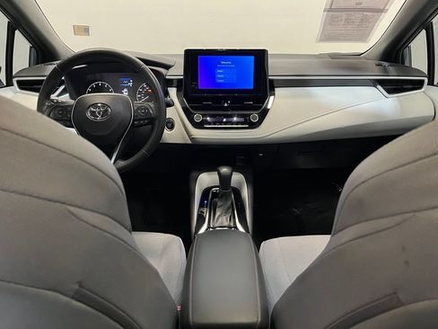 Used 2024 Toyota Corolla SE w/ SE Premium Package FWD image 17
