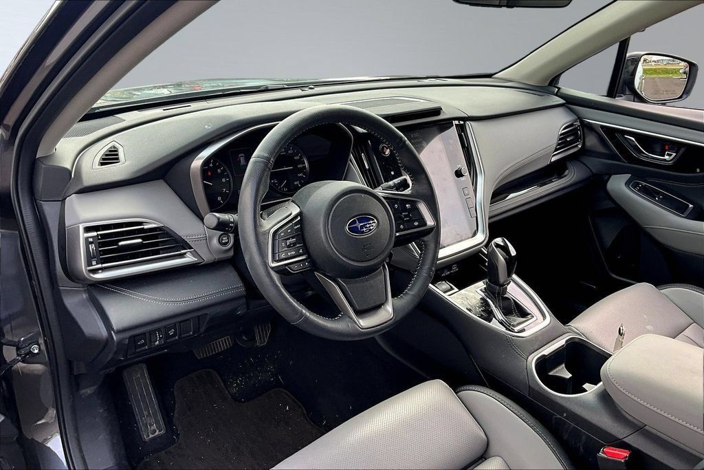 Certified 2025 Subaru Outback Limited AWD/4WD image 14