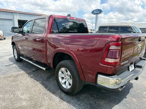 Used 2021 RAM 1500 Laramie AWD/4WD image 2