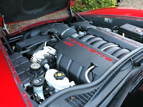 Used 2012 Chevrolet Corvette Grand Sport w/ 2LT Preferred Equipment Group RWD image 13