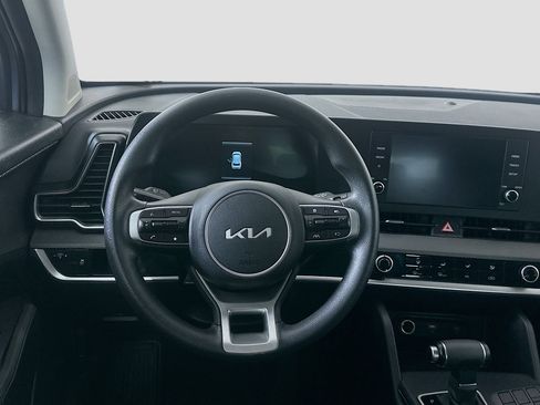 Used 2025 Kia Sportage LX FWD image 17