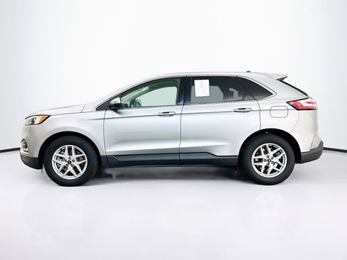 Used 2024 Ford Edge SEL image 4