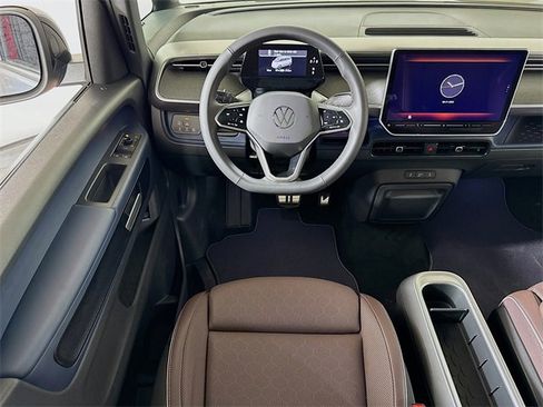 New 2025 Volkswagen ID. Buzz Pro S Plus image 15