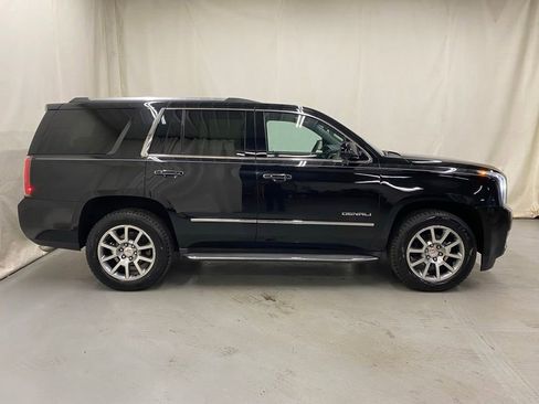 Used 2015 GMC Yukon Denali AWD/4WD image 9