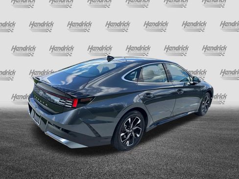 Used 2025 Hyundai Sonata SEL FWD image 10