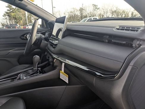 New 2026 Jeep Compass Latitude AWD/4WD image 40