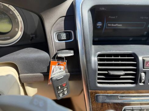 Used 2013 Volvo XC60 3.2 image 45